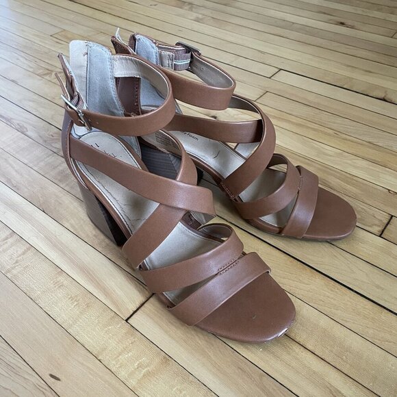 Time & Tru Memory Foam Strappy Heels Size 11 Light Brown summery wedding shoes - Picture 1 of 7